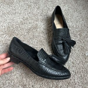 Vince Camino Pebbled Black leather loafers-7.5